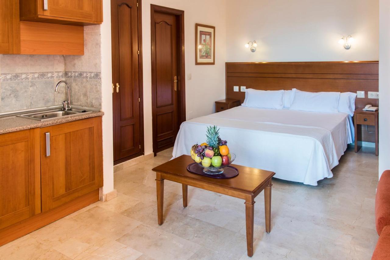 Apartamentos Don Juan Manilva Luaran gambar